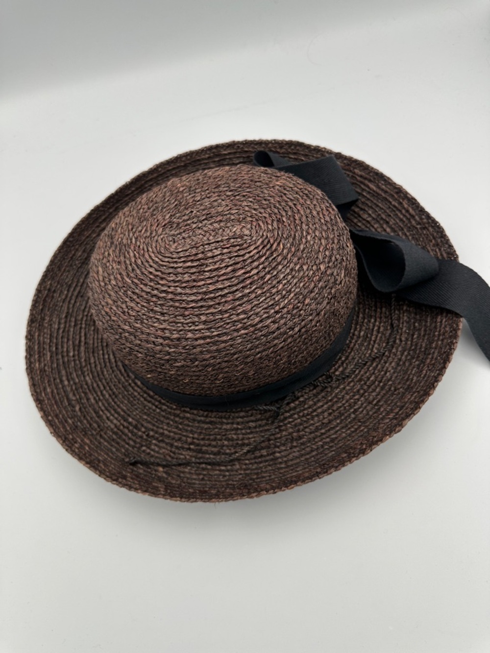 Helen Kaminski Brown Raffia Hat Fits like a small Excellent Like New